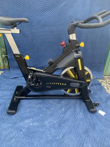 Indoor cycle livestrong studio - cycle,